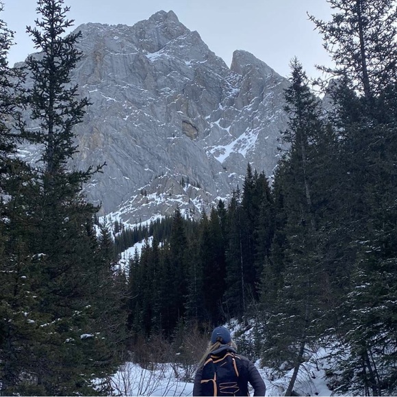 Meet your Posher, Katie - Picture 1 of 1